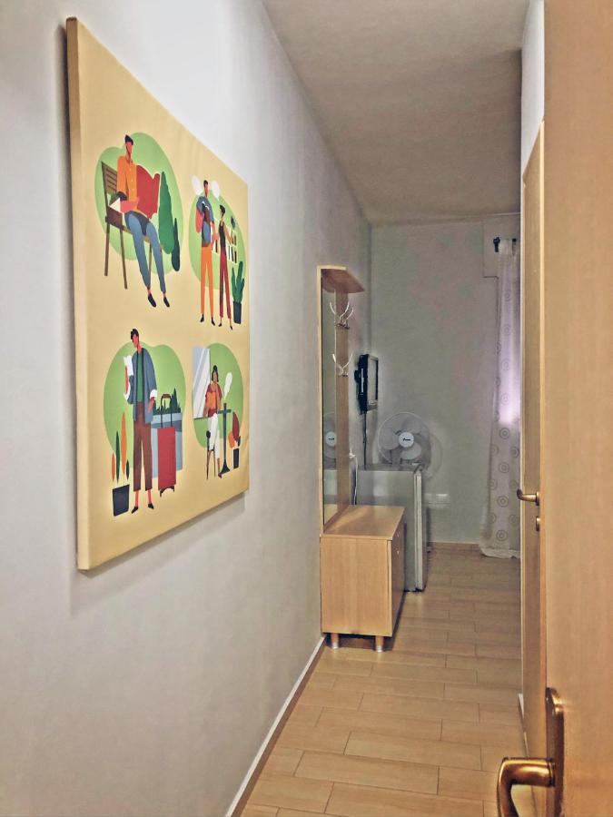 Arianiti Guesthouse Vlorë Exteriör bild