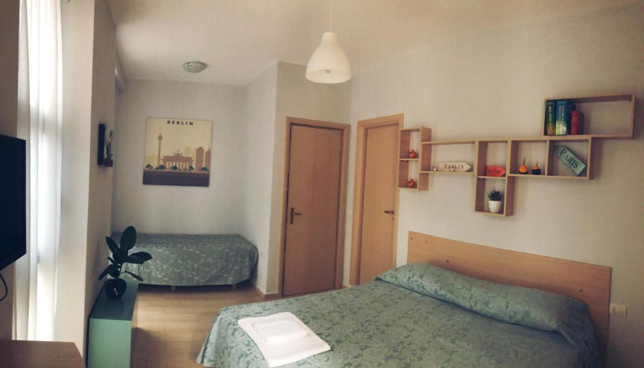 Arianiti Guesthouse Vlorë Exteriör bild