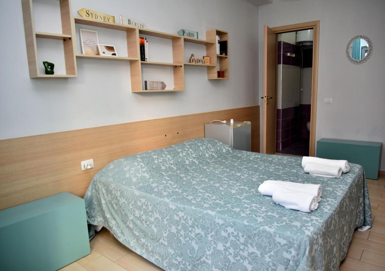 Arianiti Guesthouse Vlorë Exteriör bild