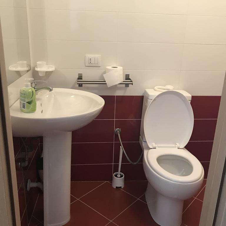Arianiti Guesthouse Vlorë Exteriör bild